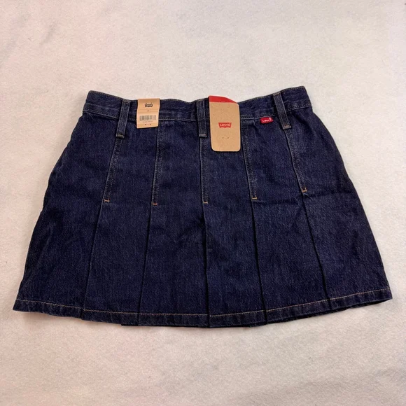 Levi's pleated denim skirt - Picture 3 of 7